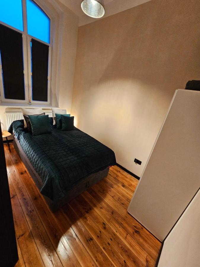 Appartement Alte Schule à Żarska Extérieur photo